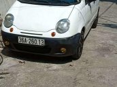 Cần bán Daewoo Matiz đời 2001, màu trắng, xe gia đình