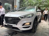 Bán Hyundai Tucson sản xuất năm 2019, màu trắng, xe nhập