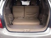 Bán Nissan Grand livina đời 2011, màu vàng, số sàn  