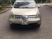 Bán Nissan Grand livina đời 2011, màu vàng, số sàn  