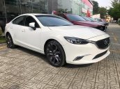 Bán Mazda 6 2.0L Premium năm 2019, màu trắng, giá chỉ 883 triệu