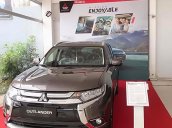 Bán Mitsubishi Outlander 2.4 CVT Premium đời 2019, màu nâu