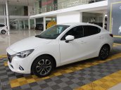 Cần bán Mazda 2 1.5AT Sedan đời 2016, màu trắng, giá 468tr