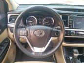 Toyota Highlander 3.5 Limited AWD màu đen/kem model 2015 đăng ký 2016 biển Hà Nội