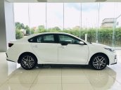 Bán xe Kia Cerato sản xuất năm 2019, màu trắng