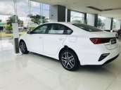 Bán xe Kia Cerato sản xuất năm 2019, màu trắng