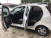 Cần bán Chevrolet Spark MT năm 2011 5 chỗ