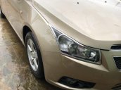 Cần bán xe gia đình đi Chevrolet Cruze