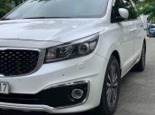 Bán xe Kia Sedona đời 2017, màu trắng, nội thất nâu, trả trước 400 triệu nhận xe ngay