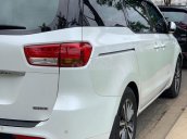 Bán xe Kia Sedona đời 2017, màu trắng, nội thất nâu, trả trước 400 triệu nhận xe ngay