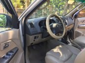 Bán Toyota Fortuner năm 2010, màu bạc số sàn, 565 triệu