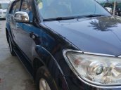 Cần bán xe Toyota Fortuner năm 2011, màu đen giá cạnh tranh