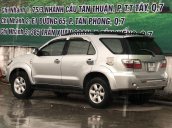 Bán Toyota Fortuner đời 2011, màu bạc, giá cạnh tranh