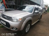 Chính chủ bán Ford Everest đời 2013, màu hồng, nhập khẩu