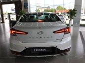 Cần bán xe Hyundai Elantra Sport đời 2019, nhập khẩu, giá tốt