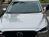 Cần bán Mazda CX 5 đời 2018, màu bạc