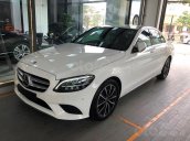 Mercedes C200 2019, giá KM còn 1.329 tỷ