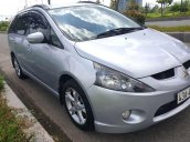 Cần bán gấp Mitsubishi Grandis sản xuất 2008, màu bạc