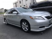 Cần bán xe Toyota Camry SE sản xuất năm 2008, màu bạc, xe nhập Mỹ cực đẹp, giá tốt