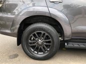 Cần bán xe Fortuner 2015, số sàn, máy dầu, màu xám chì