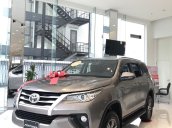 Toyota Fortuner 2.4L 4x2 động cơ dầu đời mới 2019, khuyến mãi lớn nay chỉ còn 979 triệu và tặng phiếu dầu 10 triệu