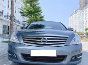 Bán Nissan Teana 2.0 SX năm 2010, biển Hà Nội. Xe gia đình đi rất giữ gìn