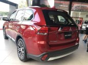 Bán Mitsubishi Outlander đời 2019, màu đỏ, giá 807tr