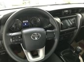 Bán Toyota Fortuner đời 2019, màu xám