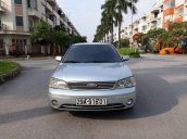 Cần bán xe Ford Laser đời 2004, màu bạc