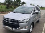 Cần bán lại xe Toyota Innova sản xuất 2017, màu bạc, nhập khẩu xe gia đình