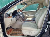 Cần bán Toyota Camry 2.4G sx 2011, màu đen, biển Hà Nội