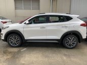 Bán Hyundai Tucson năm 2019, màu trắng