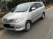 Gia đình bán xe Toyota Innova đời 2006, màu bạc