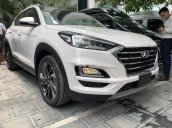 Bán Hyundai Tucson năm 2019, màu trắng