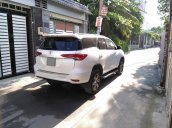 Bán em Fortuner 2017, số sàn, màu trắng