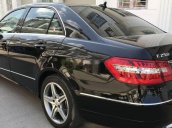 Cần bán xe Mercedes E250 sản xuất năm 2010, màu đen