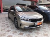 Bán xe Kia Cerato 1.6 AT 2018 màu trắng, siêu đẹp