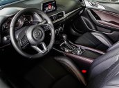 Cần bán Mazda 3 1.5 AT năm sản xuất 2018, màu trắng