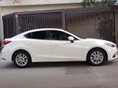Cần bán gấp Mazda 3 1.5 AT sản xuất năm 2016, màu trắng