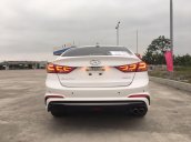 Bán xe Hyundai Elantra Sport 1.6 tubor 2018, màu trắng