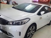 Bán Kia Cerato sản xuất năm 2017, màu trắng