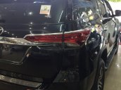 Gia đình bán Toyota Fortuner 2017, màu đen, nhập khẩu  