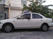 Cần bán gấp Mazda 323 sản xuất năm 1999, màu trắng, nhập khẩu