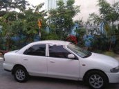 Cần bán gấp Mazda 323 sản xuất năm 1999, màu trắng, nhập khẩu