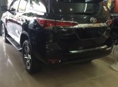 Gia đình bán Toyota Fortuner 2017, màu đen, nhập khẩu  