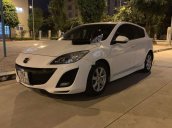 Bán Mazda 3 năm sản xuất 2010, màu trắng, nhập khẩu