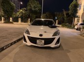 Bán Mazda 3 năm sản xuất 2010, màu trắng, nhập khẩu