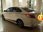 Gia đình bán Toyota Vios TRD sản xuất năm 2017, màu trắng, xe nhập