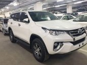 Bán Toyota Fortuner đời 2019, màu trắng, giá tốt