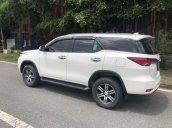 Bán Toyota Fortuner 2.7V máy xăng, số tự động, 1 cầu, nhập Indonesia 2017, màu trắng camay